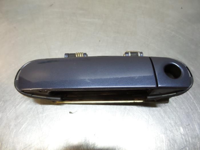 Poignée portière 4portes avant gauche d'un Audi A6 (A6 97-, -, 3 mois de garantie, Audi, Utilisé