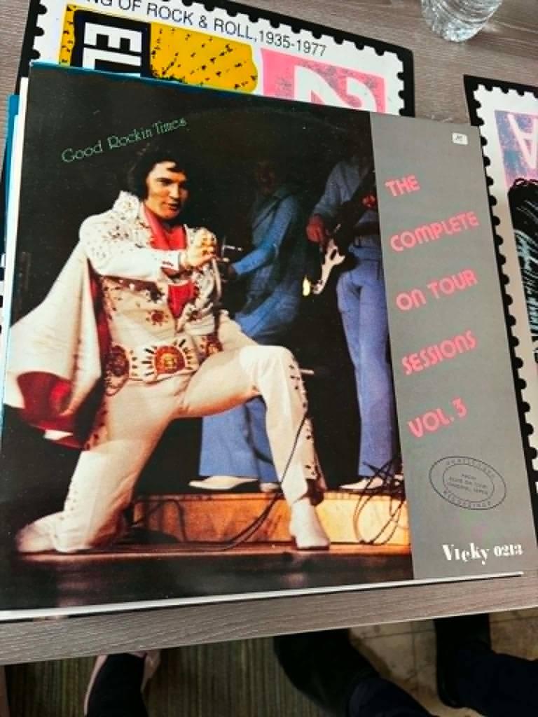 Elvis bootleg lp, The complete on tour sessions, vol. 3., CD & DVD, Vinyles | Rock, 12 pouces, Enlèvement ou Envoi, Comme neuf