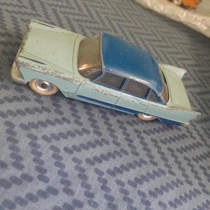 DINKY TOYS UK nr. 178 : PLYMOUTH PLAZA * VINTAGE *, Ophalen, Gebruikt, Auto, Dinky Toys