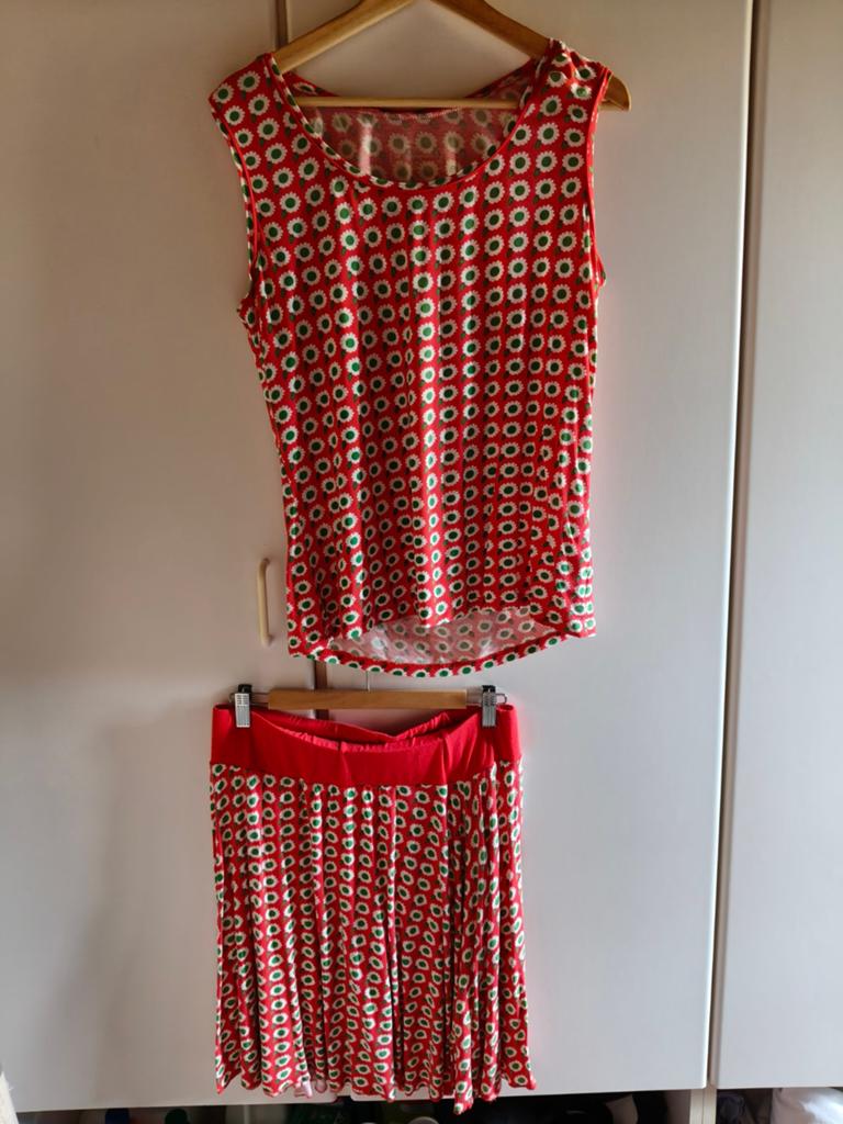 Rok plus top, Kleding | Dames, Rokken, Ophalen, Rood