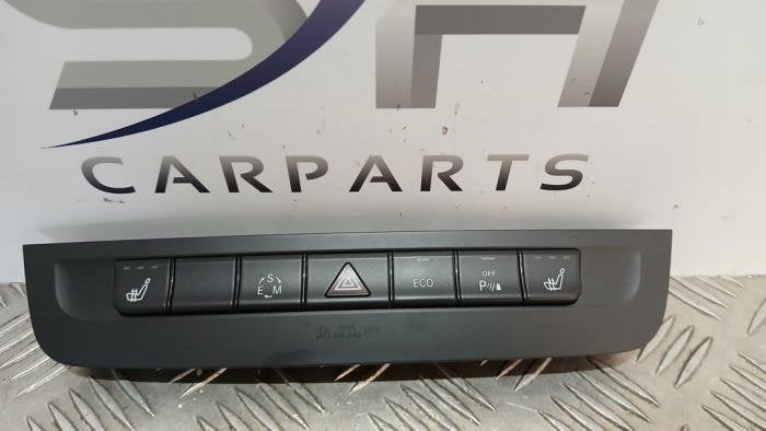 Paniekverlichtings Schakelaar van een Mercedes CLA, Gebruikt, -, Ophalen of Verzenden, -