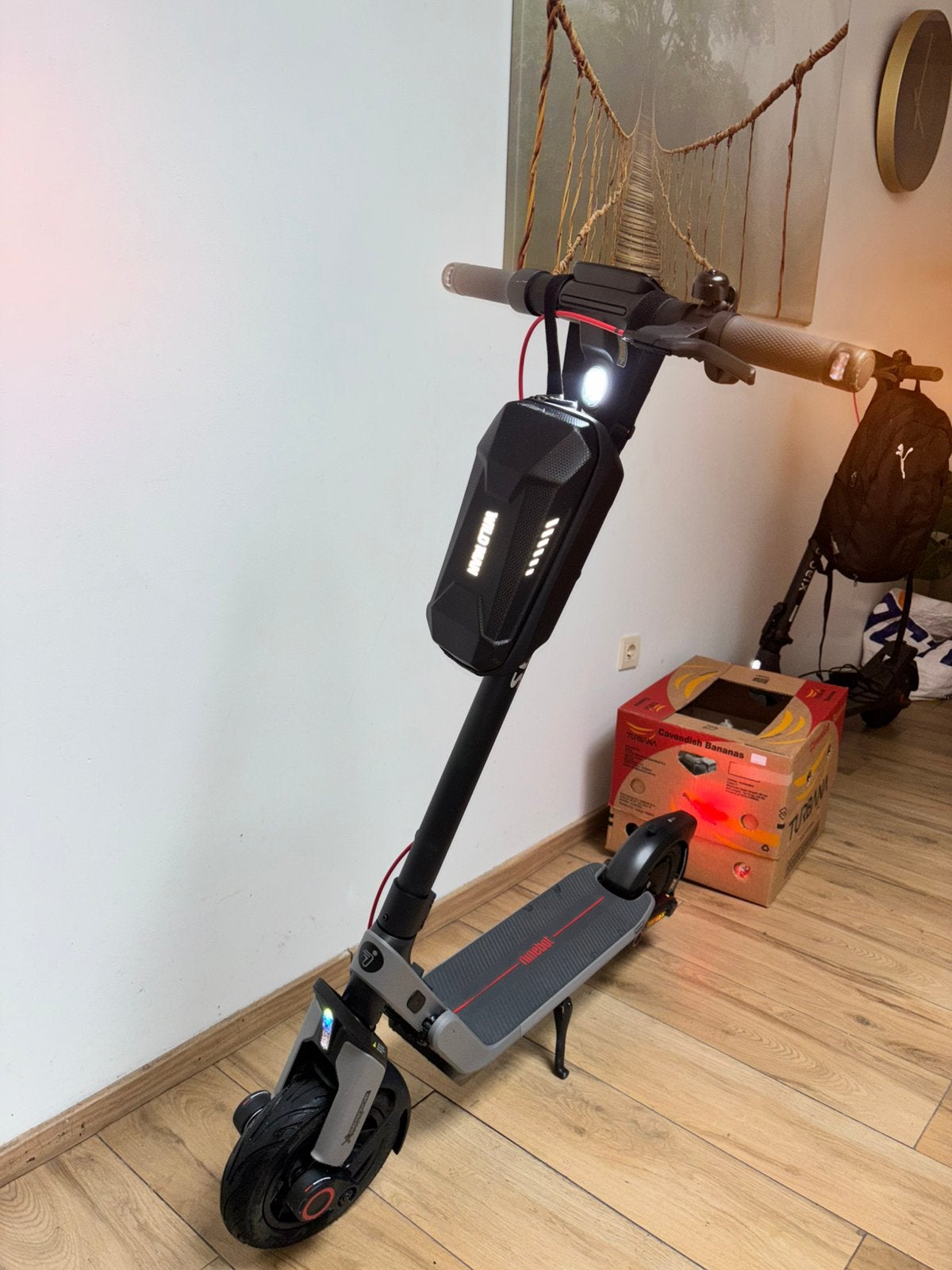 Segway Ninebot E3, chargeur inclus, facture MediaMarkt, Vélos & Vélomoteurs, Enlèvement ou Envoi, Comme neuf