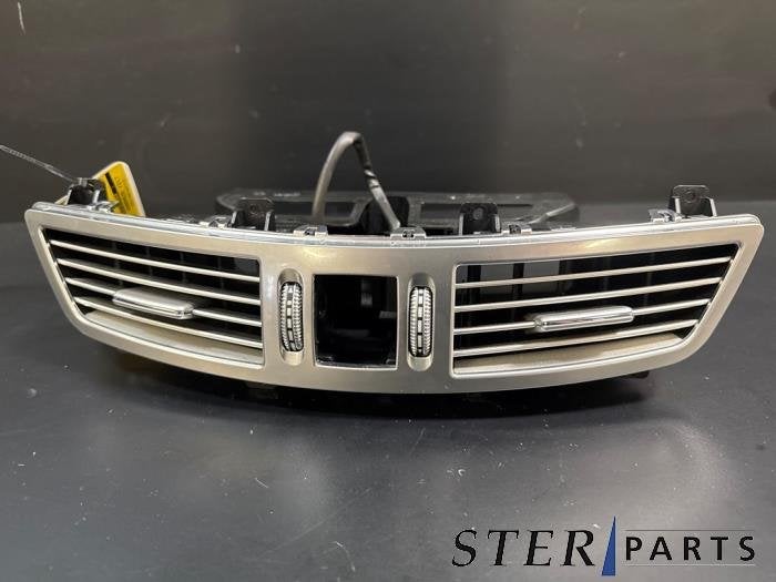 Grille aération tableau de bord d'un Mercedes S-Klasse, 3 mois de garantie, Utilisé, -, -