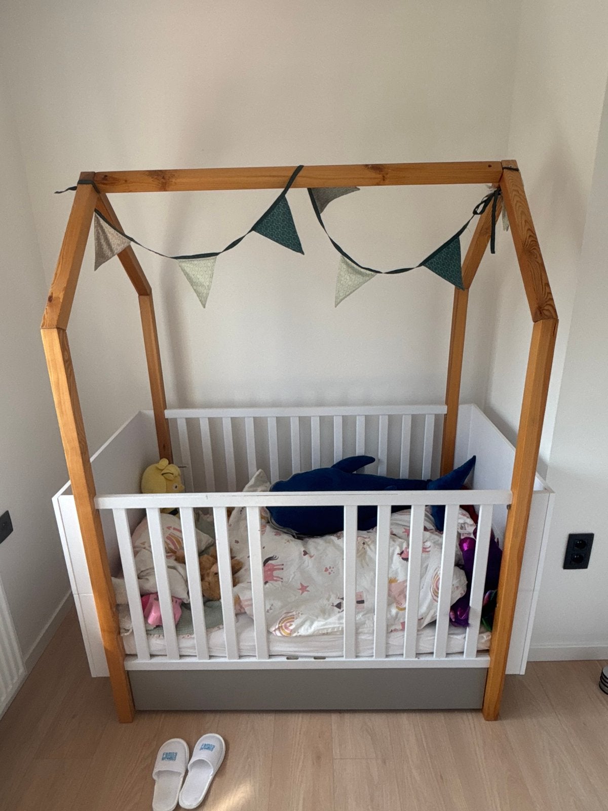 Kinder slaapkamer kasten + bed, Ophalen, Zo goed als nieuw