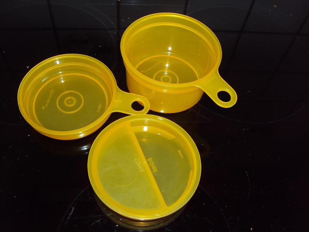 Tupperware, maatjes : 25-50-100-250 ml Prima staat!, Enlèvement ou Envoi