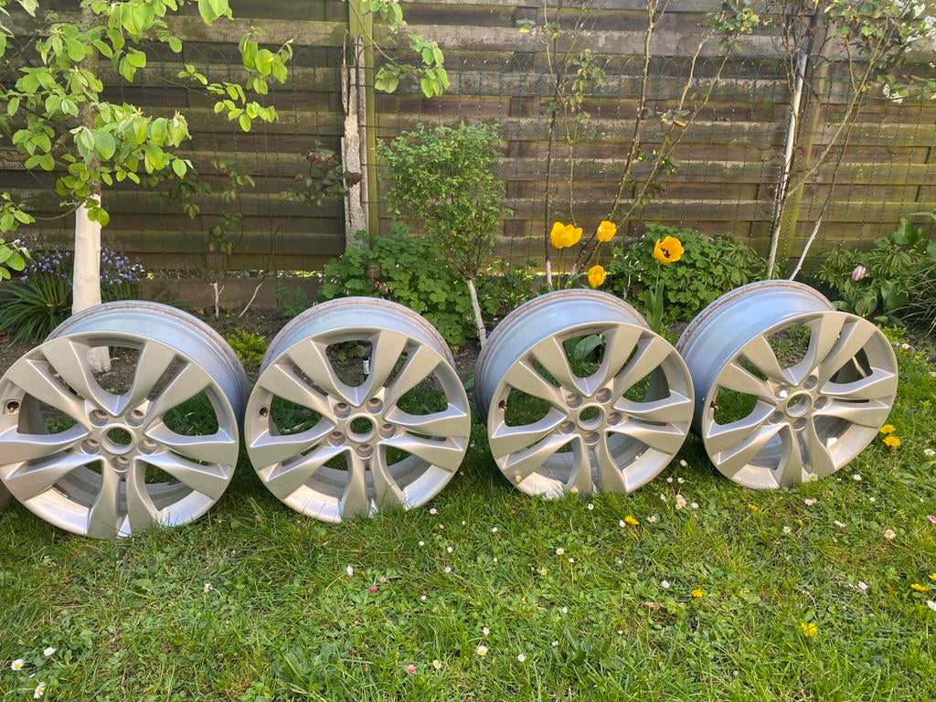 Audi a 4 velgen 17 inch, Auto-onderdelen, Banden en Velgen, Ophalen, 17 inch, Velg(en)