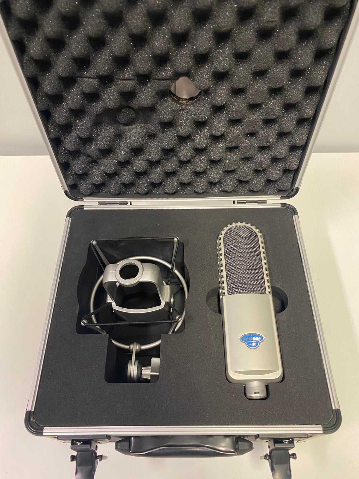 Samson VR88 ribbon microfoon – complete set met koffer, Musique & Instruments, Enlèvement ou Envoi, Comme neuf