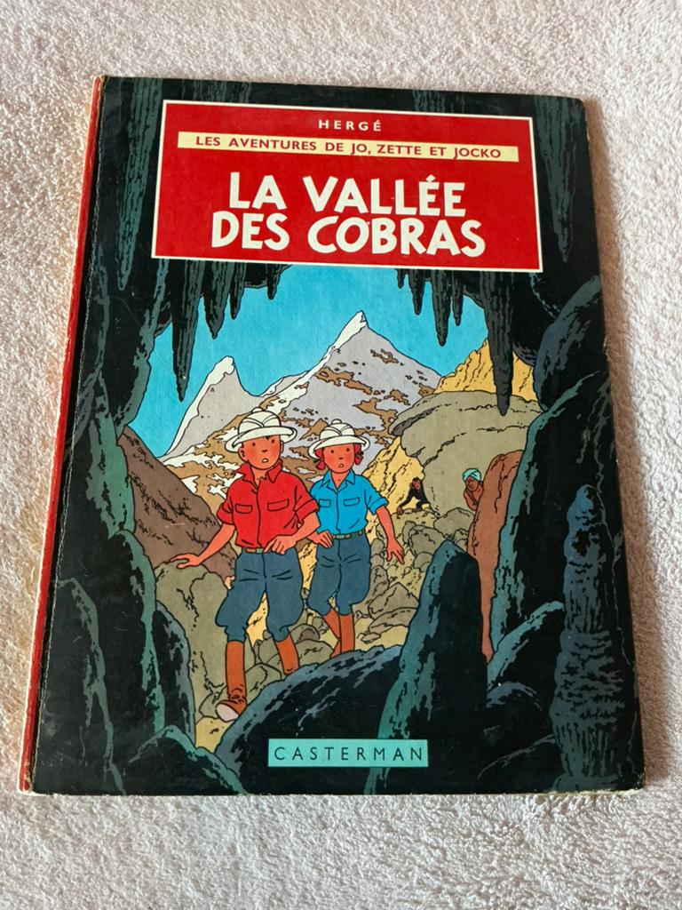 Les Aventures de Jo, zette ... La Vallée des Cobras 1957, Livres, Une BD, Enlèvement ou Envoi, Utilisé