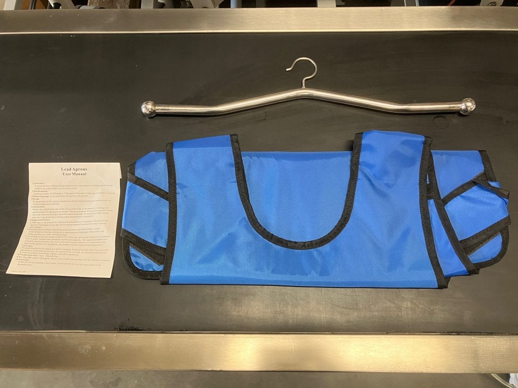 Röntgenschort met 0,35 mm loodequivalent nieuw met hanger, Diversen, Niet ingevuld, Gebruikt, Niet ingevuld, Ophalen of Verzenden