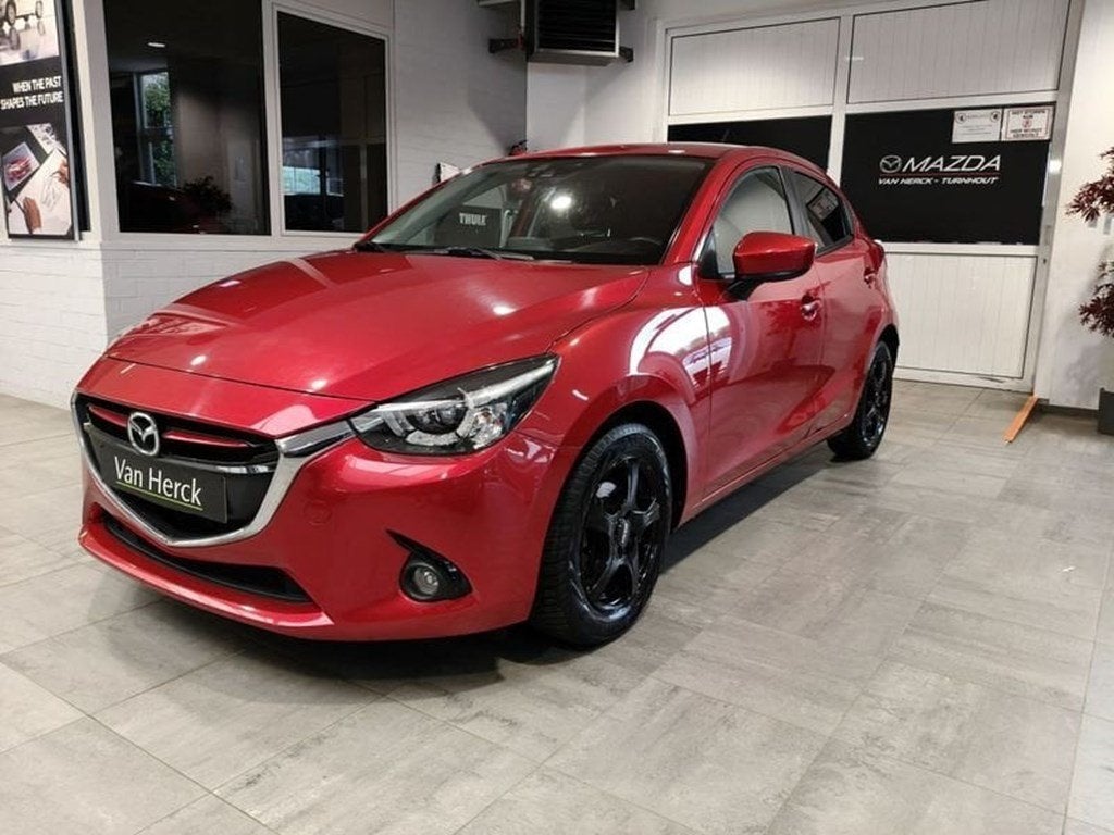 Mazda 2 1.5 SKYACTIV-G Play Edition, Bedrijf, 66 kW, Stadsauto, Rood