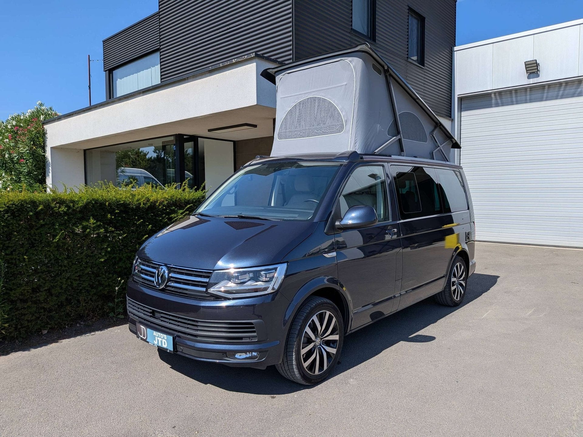 Volkswagen T6 California Ocean 2.0 TDI 150 PK DSG 4-Motion S, Auto's, Automaat, Gebruikt, 4 cilinders, Blauw