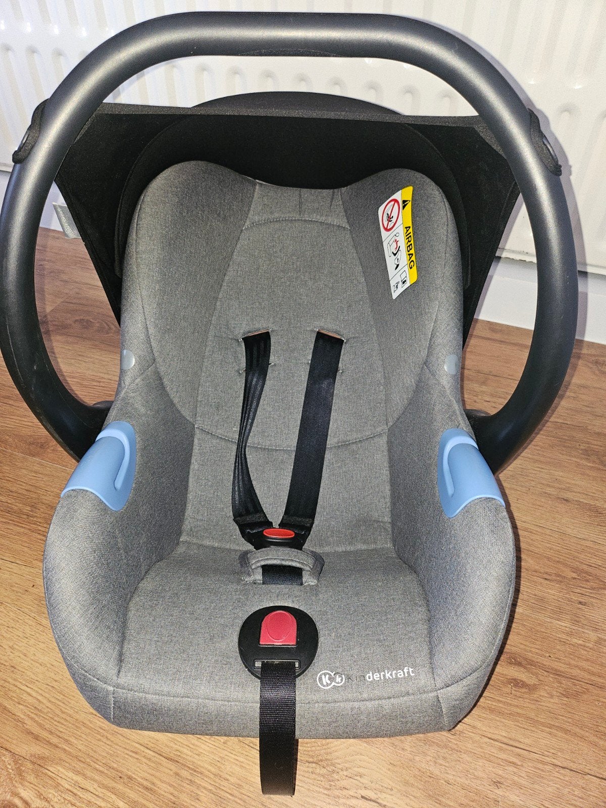 Coque bébé Kinderkraft – dès la naissance, Enfants & Bébés, Sièges auto, Enlèvement