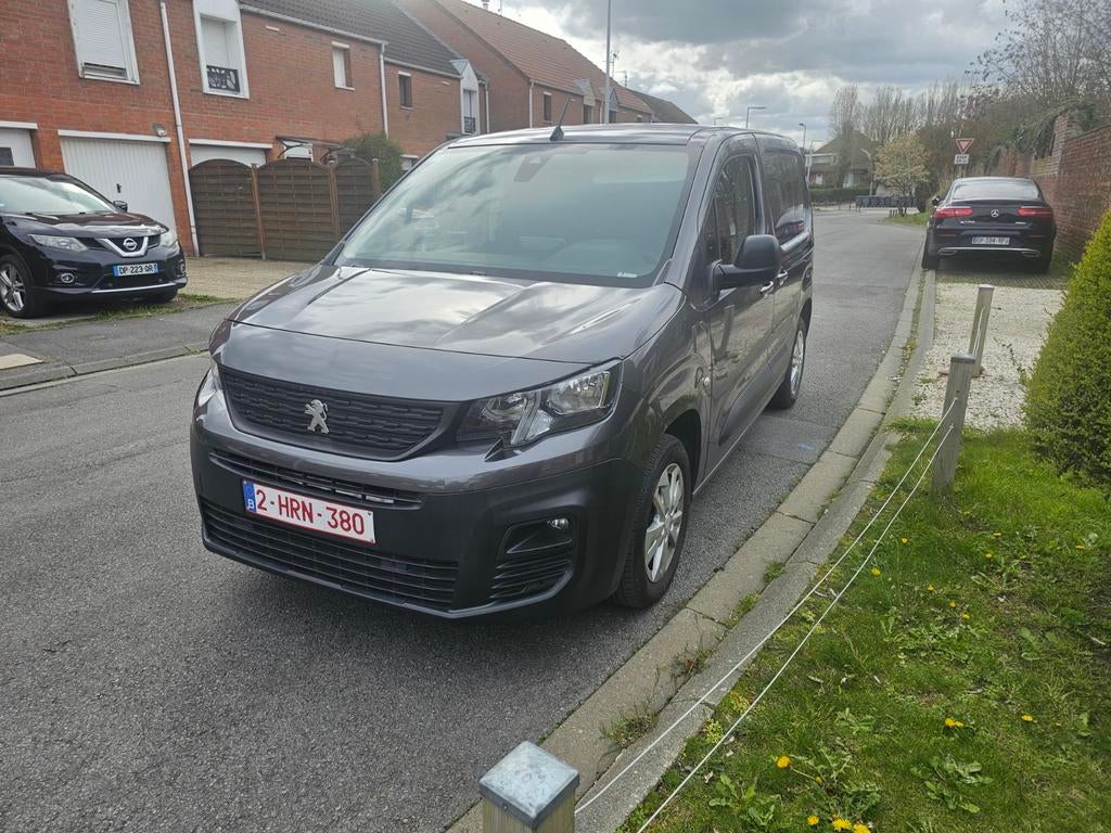 Peugeot partner 2021 1.5 BlueHDI 130ch automatique, Auto's, Automaat, Diesel, Particulier, Android Auto