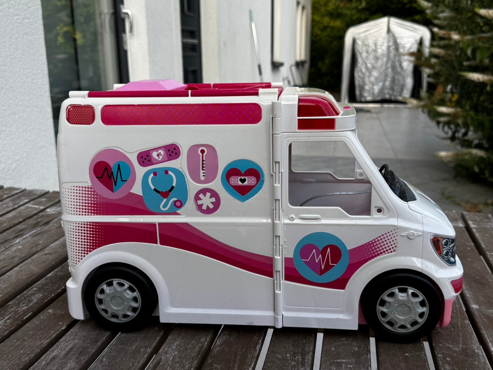 Barbie Ambulance - Waterloo, Enfants & Bébés, Jouets | Extérieur | Véhicules à batterie, Enlèvement ou Envoi