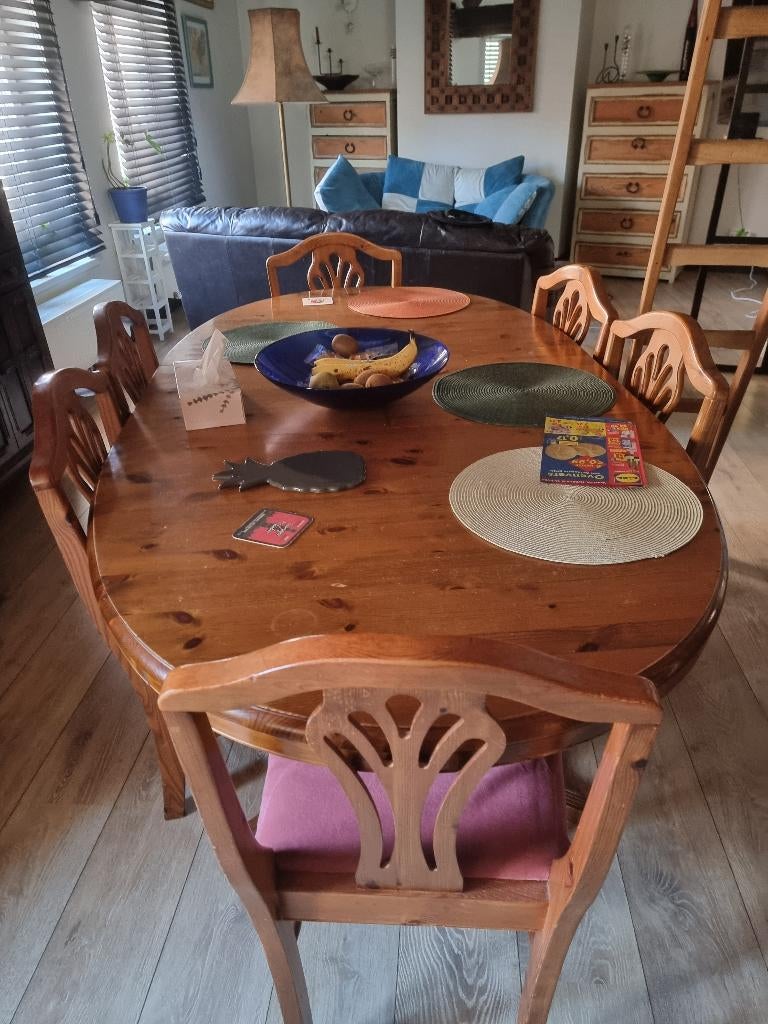 Move sale: English table + 6 chairs, solid, extendable, Maison & Meubles, Salles à manger complètes, Utilisé, 6 à 8 chaises, Enlèvement