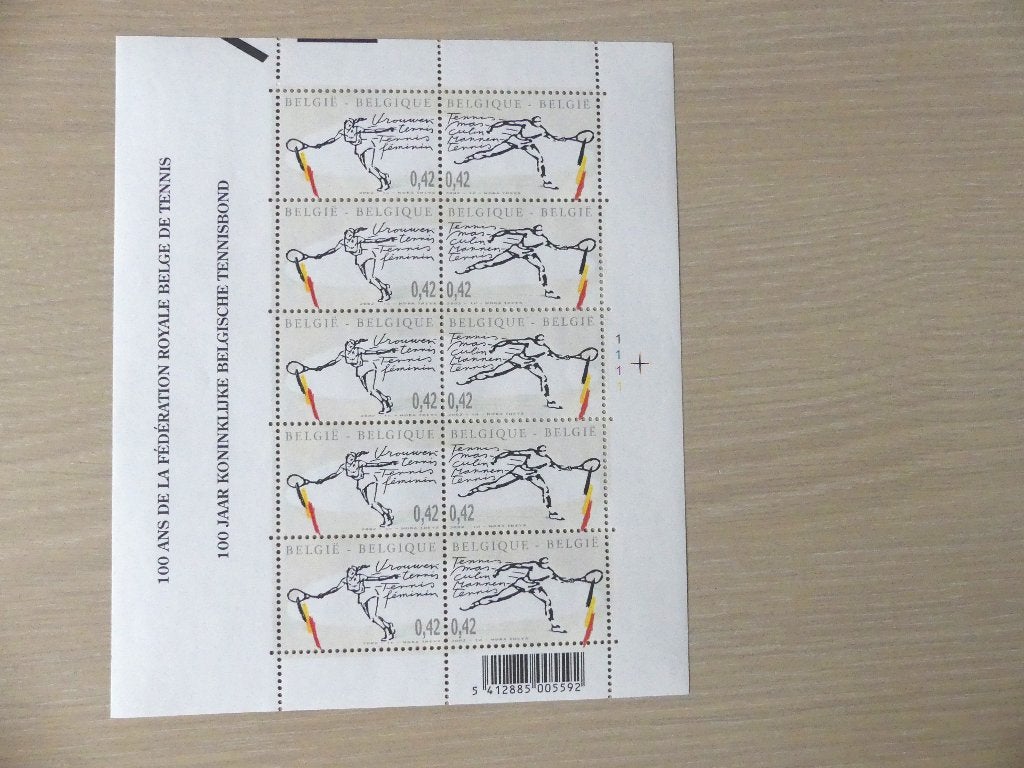 2002 : Feuillet Tennis féminin 3054 et Tennis masculin 3055, Enlèvement ou Envoi, Non oblitéré, Neuf