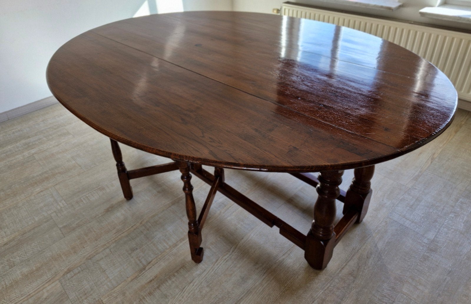 Antieke ovale gateleg eettafel / bijzettafel Flamant, Ophalen, Gebruikt, 150 tot 200 cm, Vijf personen of meer