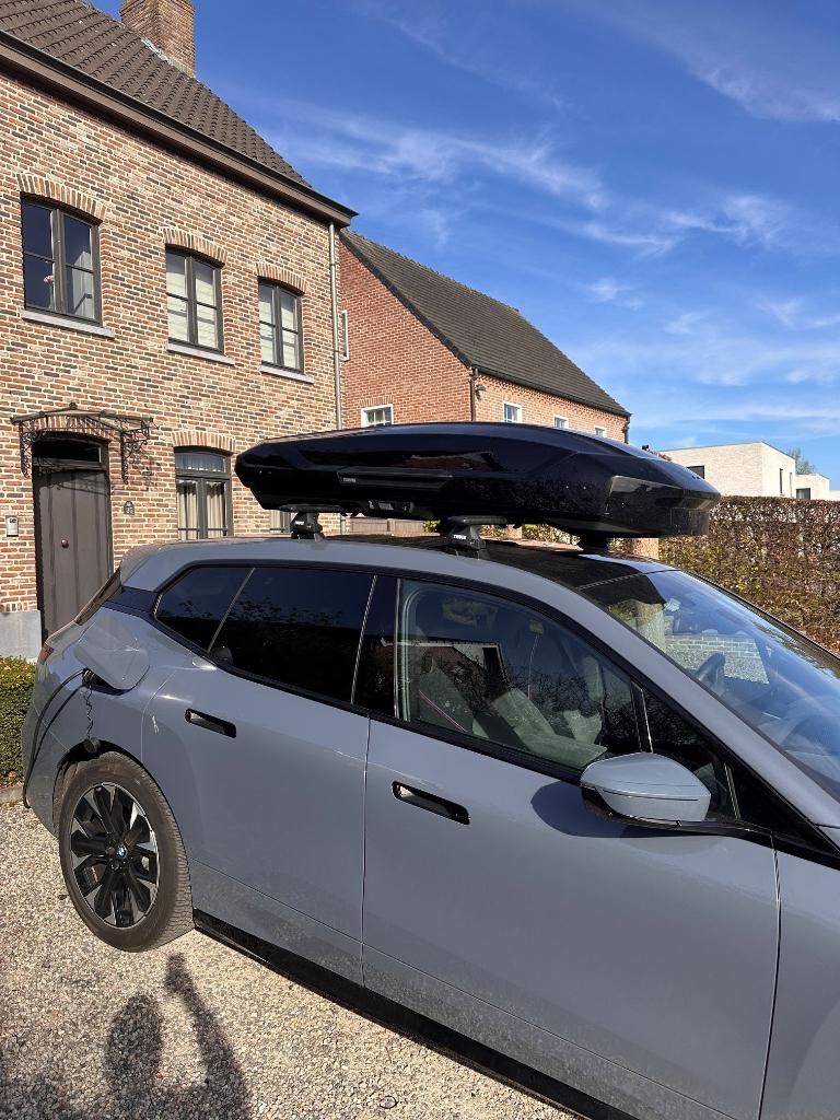 Dakkoffer Thule te huur 500L voor BMW iX, Auto diversen, Dakkoffers, Zo goed als nieuw, Ophalen