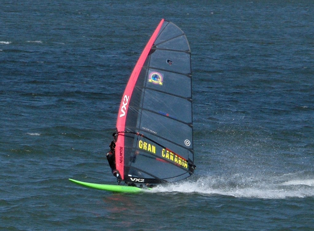 Windsurfboard Fanatic Bee 135L 294cm + 3vinnen, Watersport en Boten, Ophalen, Fanatic