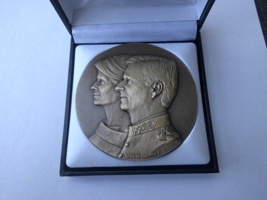 Bronzen medaille Koning Filip - Koningin Mathilde, Verzenden, Brons, Losse munt