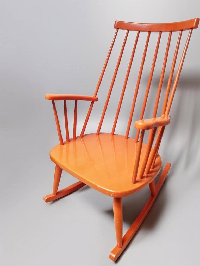 Vintage oranje houten schommelstoel, jaren 60, Ophalen