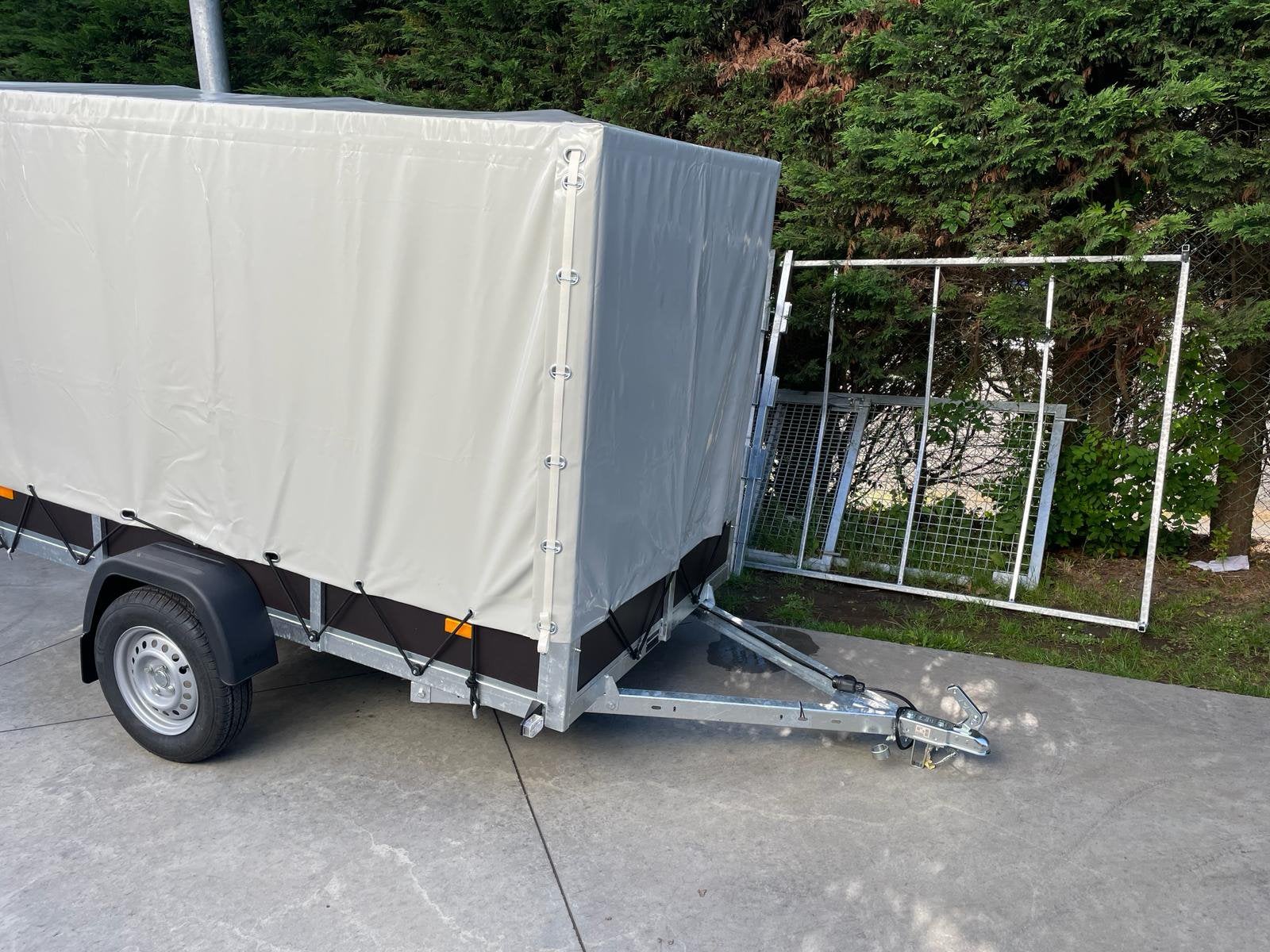 Enkelas bak aanhangwagen + huif 258x130x145, Enlèvement, Neuf