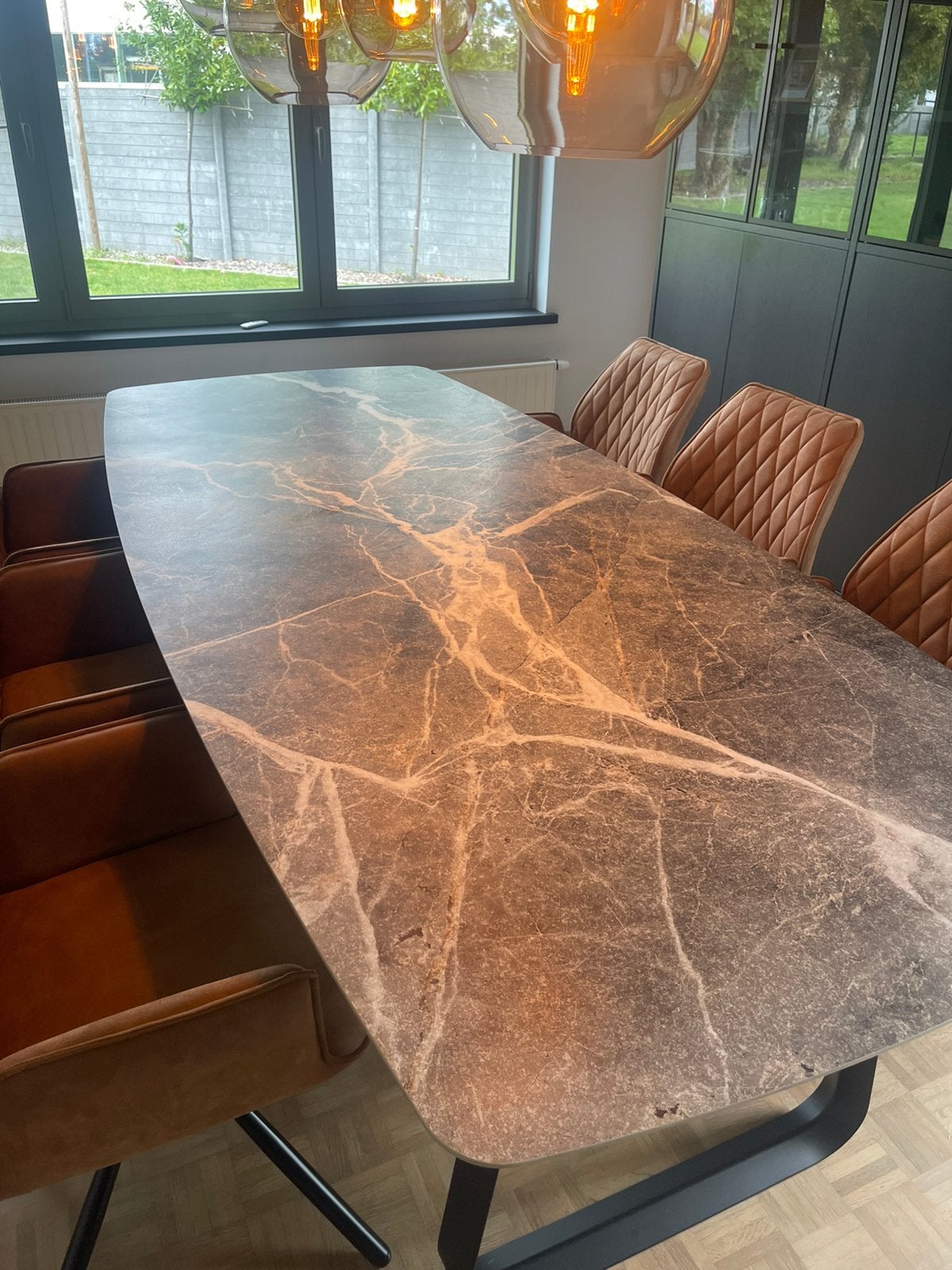 Eettafel, Enlèvement, Comme neuf