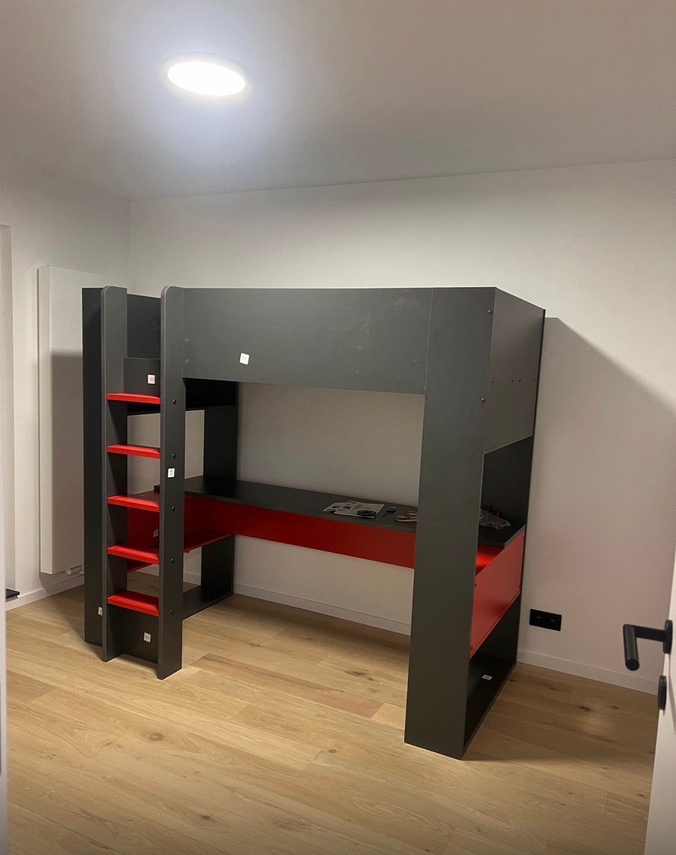 Hoogslaper NOAH 100x200 cm met bureau + matras – bijna nieuw, Ophalen, Zo goed als nieuw, 200 cm, Hoogslaper