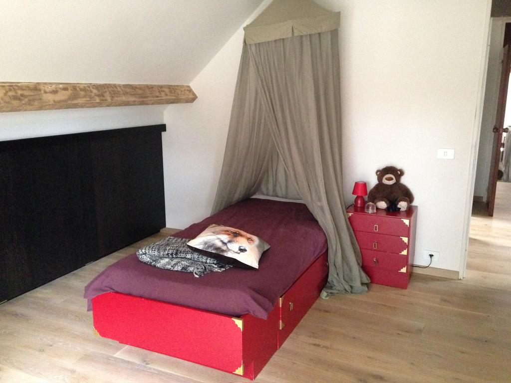 Kinderslaapkamer, Ophalen, Gebruikt