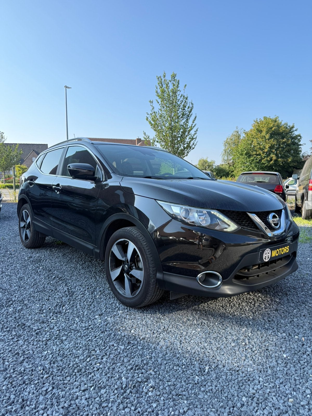 Te koop – Nissan Qashqai 1.2 DIG-T Benzine 2014, Auto's, Voorwielaandrijving, 85 g/km, Zwart, Bedrijf