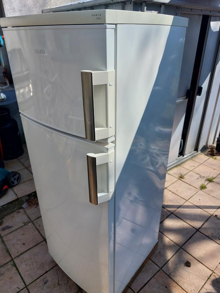 AEG koelkast, Elektronische apparatuur, Koelkasten en IJskasten, Ophalen, Zo goed als nieuw, Met vriesvak
