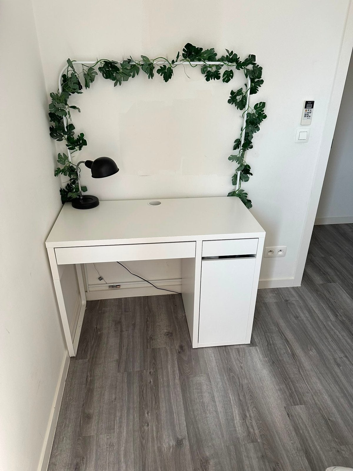 Bureau verkocht, Maison & Meubles, Tables | Coiffeuses, Comme neuf, Enlèvement
