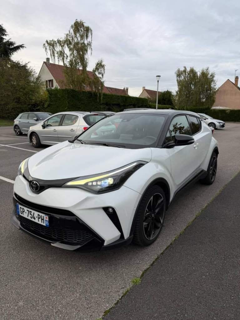 Toyota  C-HR 2.0 HYBRIDE 184 CH COLLECTION, Automaat, Zwart, Alcantara, Wit