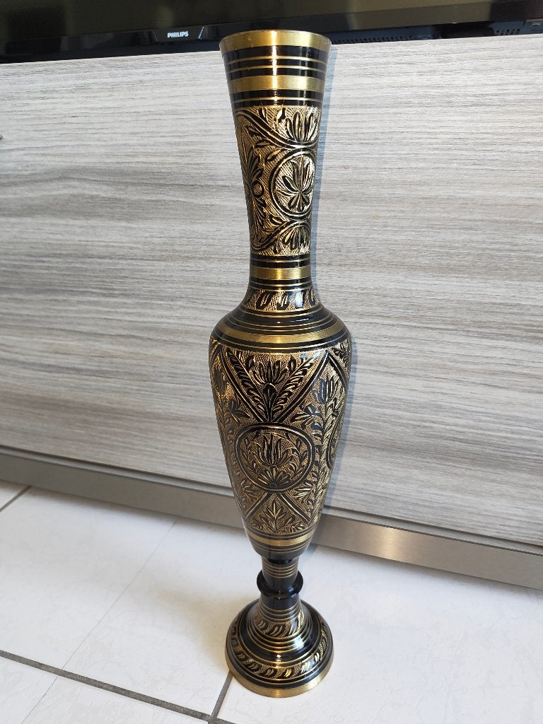 Vintage Messing Vloervaas – Goud & Zwart, Huis en Inrichting, Woonaccessoires | Vazen, Handgemaakt, 45 cm, Ophalen of Verzenden