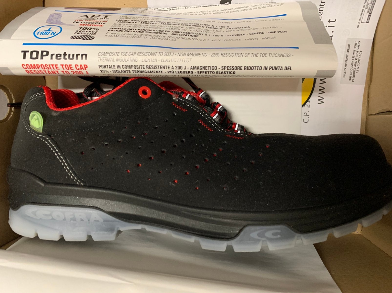NIEUWE veiligheidsschoenen 43, Ophalen, Zo goed als nieuw