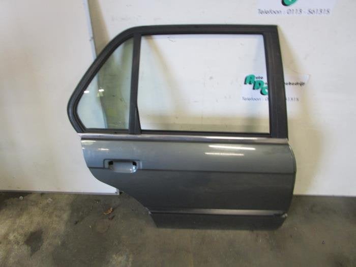 Portière 4portes arrière droite d'un BMW 3-Serie (3-Serie, -, 3 mois de garantie, Utilisé, Porte