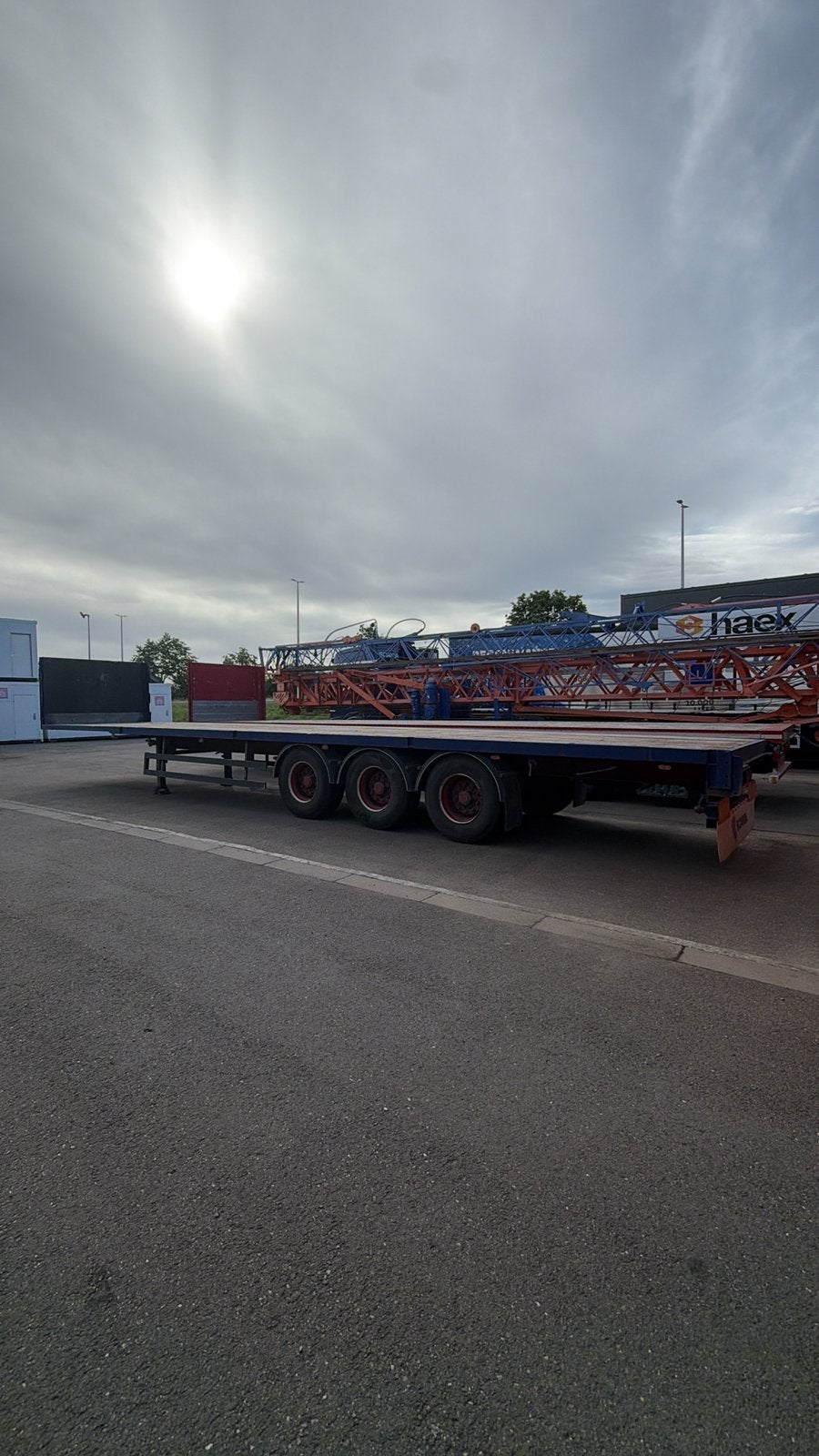LAG OPLEGGER PLATEAU TRAILER, Bedrijf, Te koop
