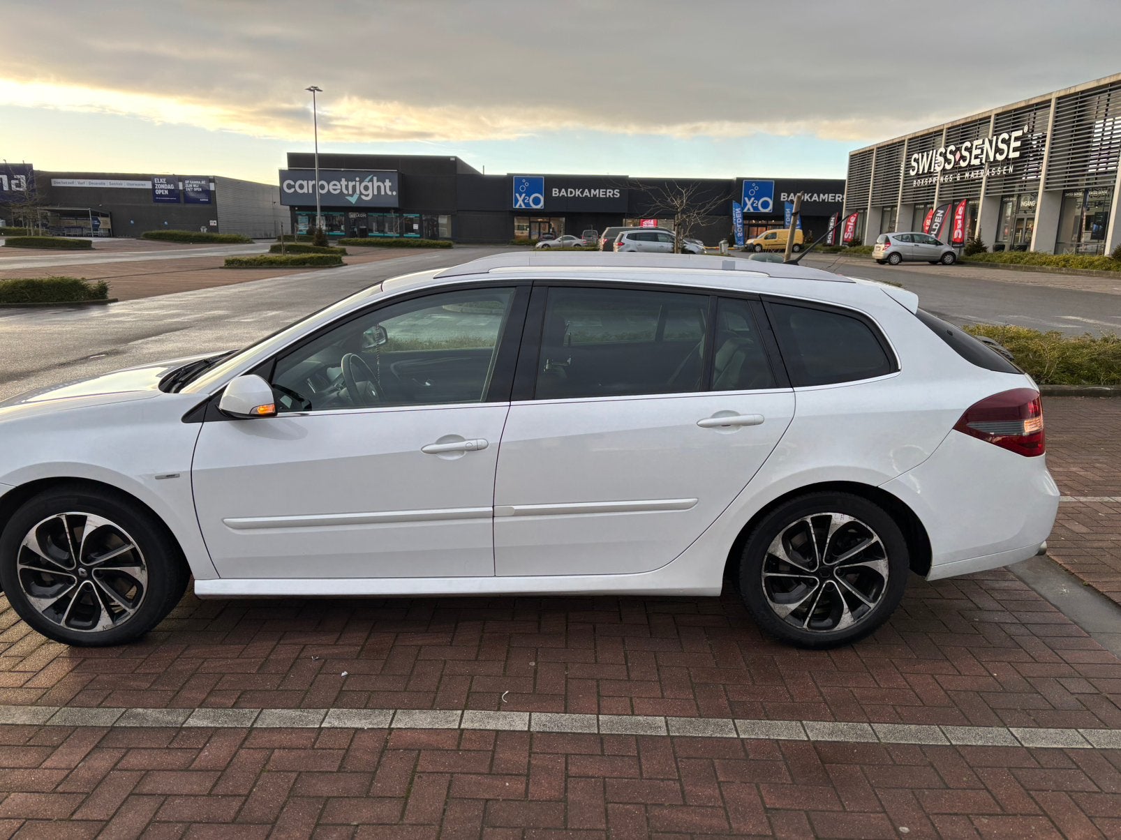 Renault Laguna 3., Auto's, Zwart, 4 cilinders, 137 kW, Leder