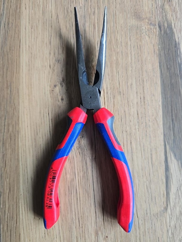 Gebogen punttang Knipex 26 22 200 – 200 mm, Doe-het-zelf en Bouw, Ophalen of Verzenden, Zo goed als nieuw, Klem, Knipex