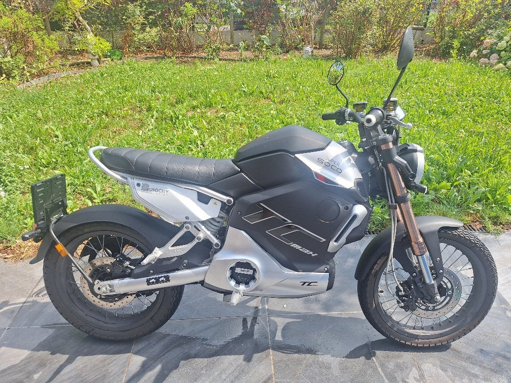 Super soco tc max, Fietsen en Brommers, Brommers | Derbi, Ophalen, Zo goed als nieuw