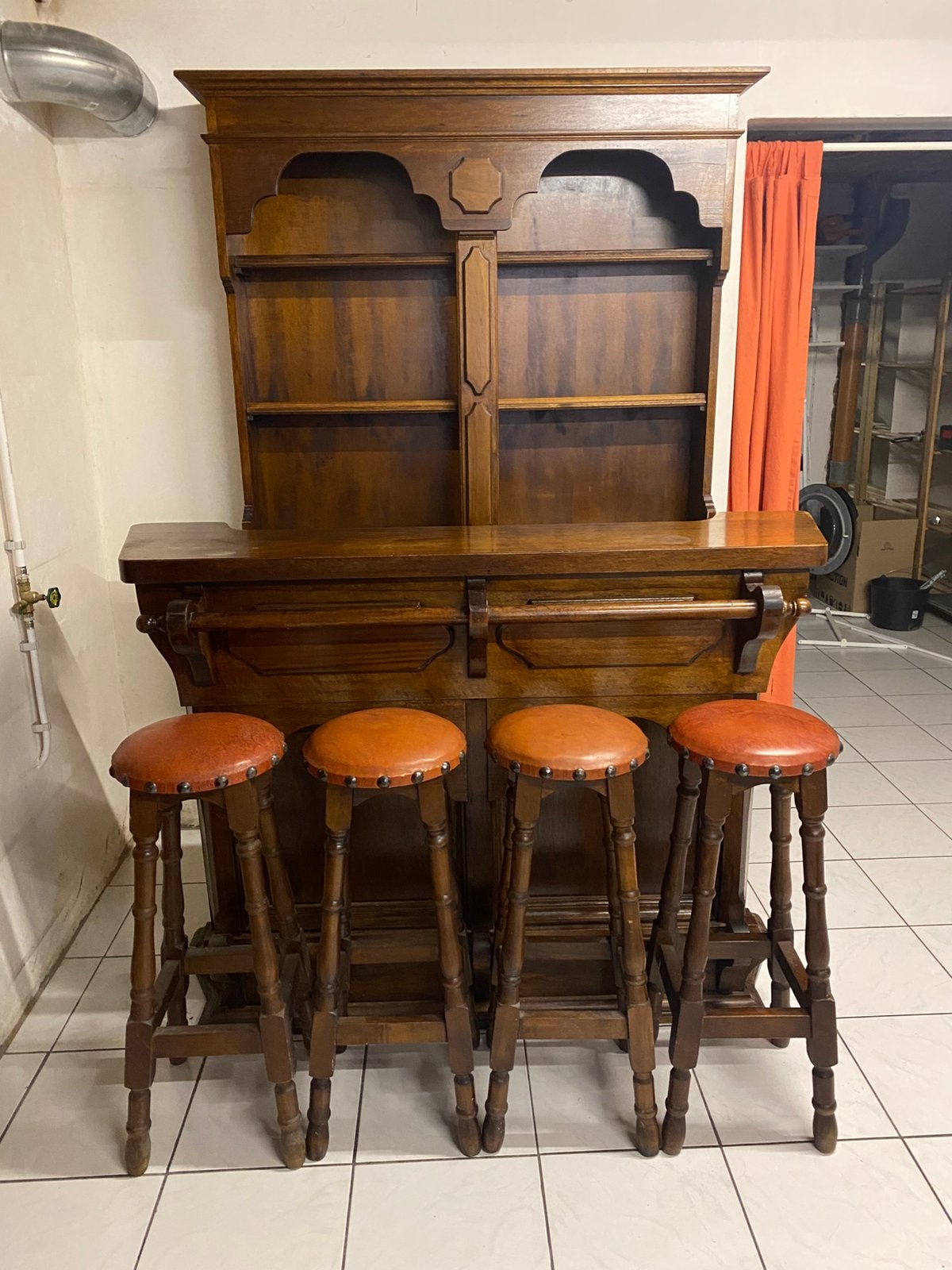 Authentieke bar en barkrukken, Ophalen, Gebruikt, Inclusief barstoelen