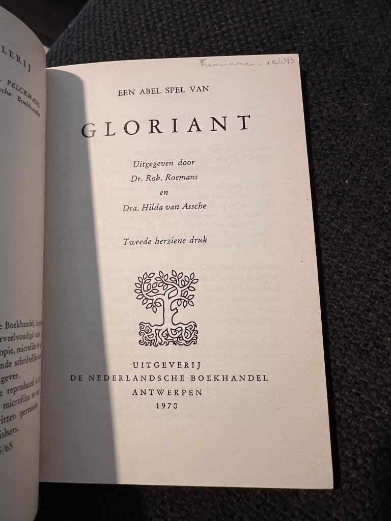 Klassieke galerij nr 102: Een Abel spel van Gloriant, Boeken, Ophalen of Verzenden, Gelezen, België
