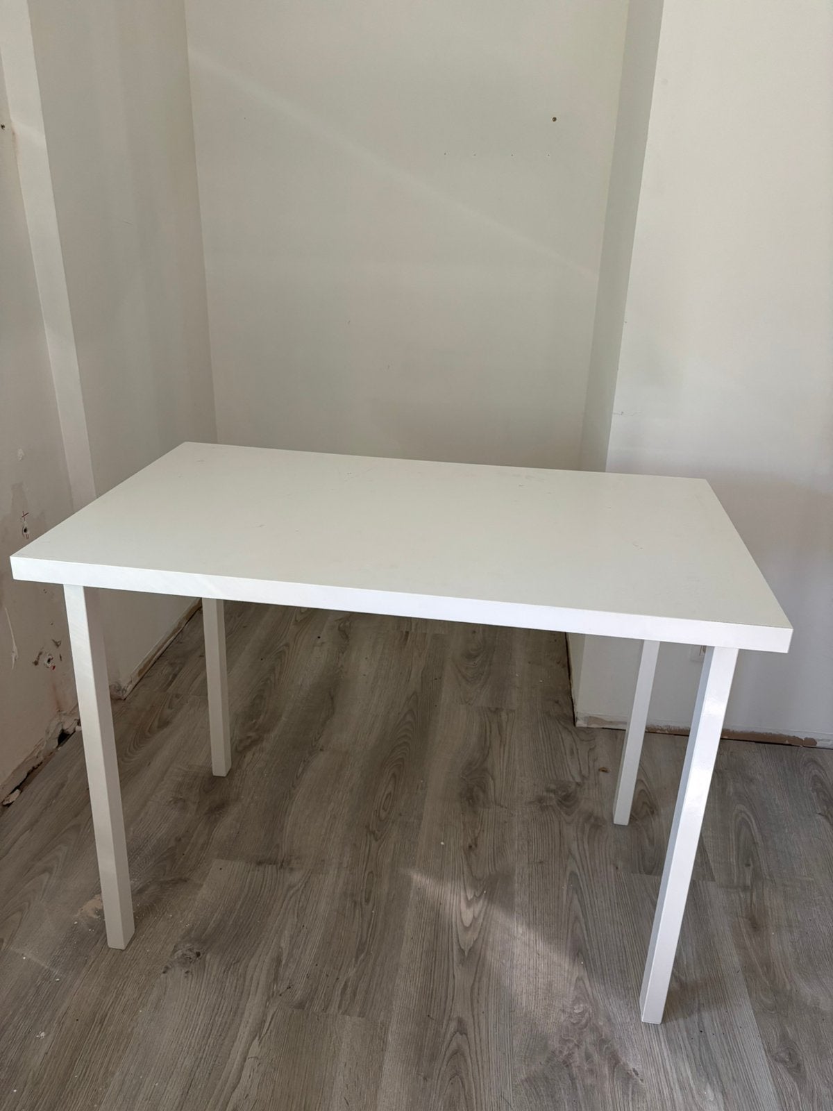 Gratis - wit bureau Ikea, Maison & Meubles, Enlèvement, Comme neuf, IKEA, Blanc