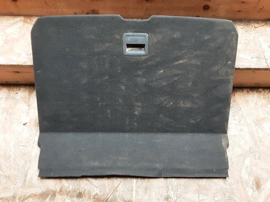HOEDENPLANK Audi SQ2 (GAB / GAG) (01-2018/-) (81A861529CA9), Auto-onderdelen, Info@audi.de, Audi, Audi AG, Gebruikt