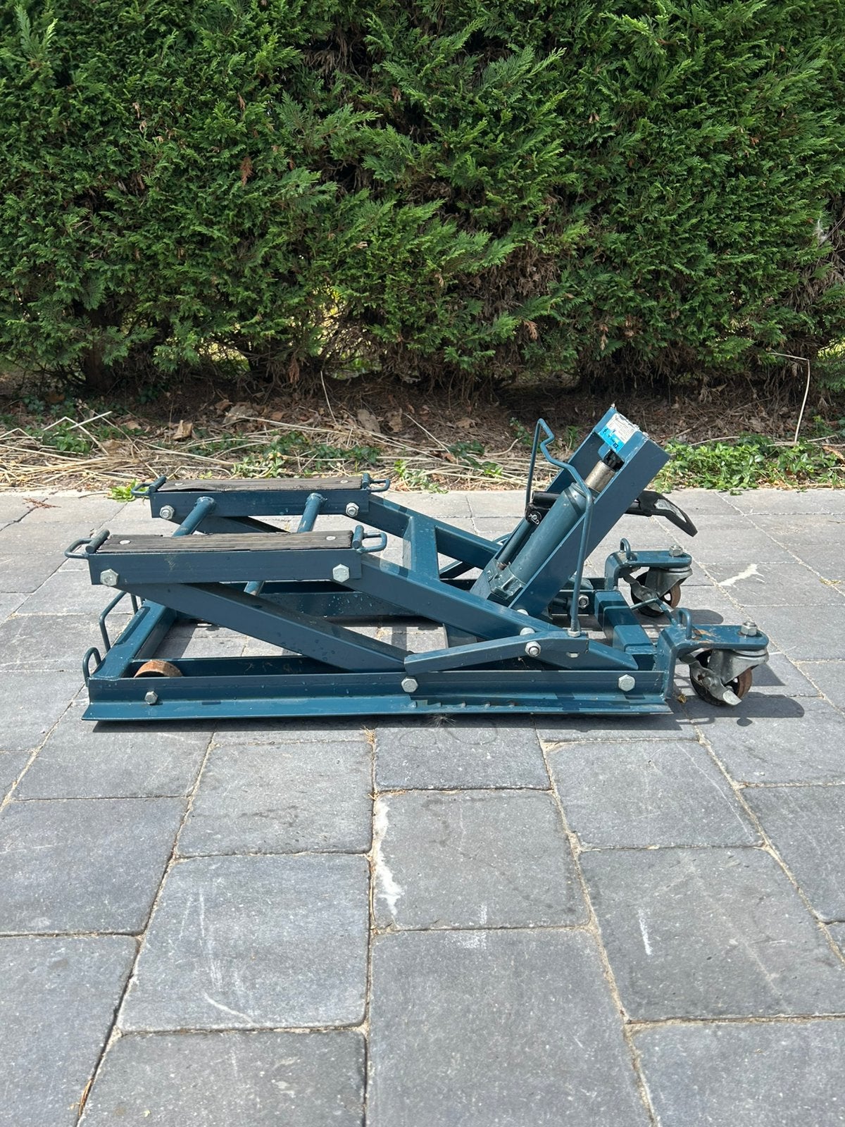 Hydraulische Motolift, 650kg, Ophalen, Zo goed als nieuw