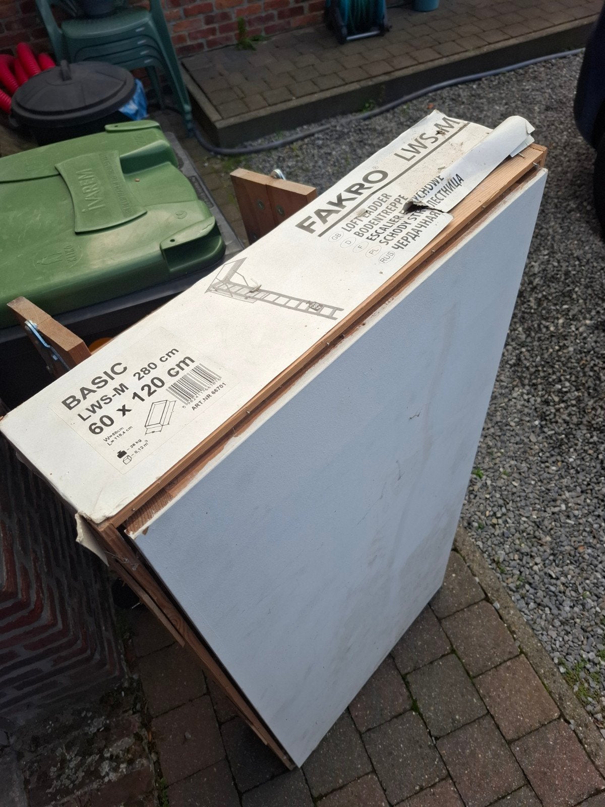 zoldertrap, Ophalen