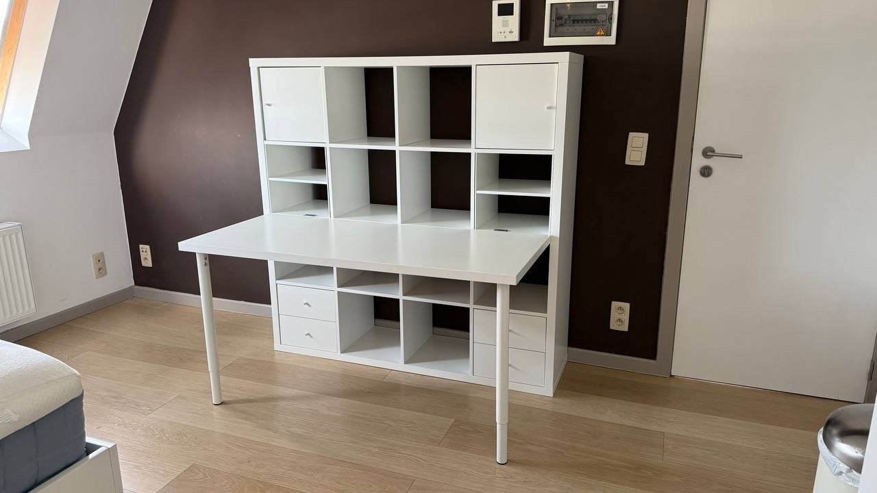 Armoire IKEA Kallax 147x147x39 avec bureau à Anvers, Enlèvement, Comme neuf, Modern strak wit