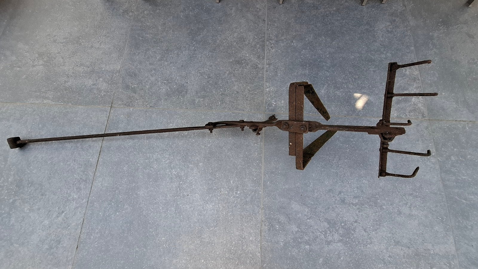 Antieke ploeg, Ophalen