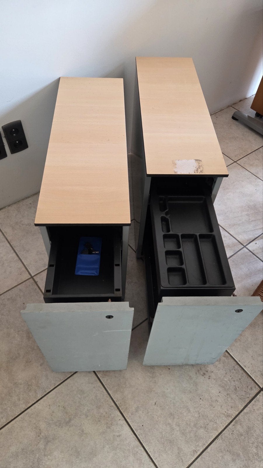 Bureauschuiven, Ophalen