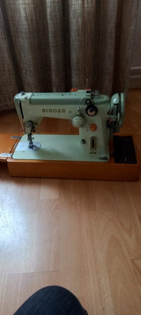Machine à coudre Singer, Hobby & Loisirs créatifs, Machines à coudre & Accessoires, Enlèvement, Utilisé, Machine à coudre, Singer